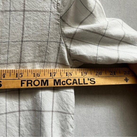 Babaton Aritzia lined collar white blouse Sz M - Picture 9 of 9